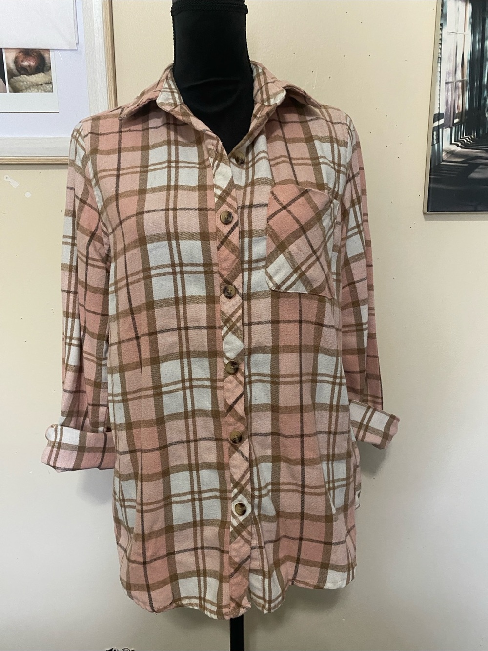 Ultra Flirt Pink, White & Brown Plaid Button-Down Shirt Sz M
